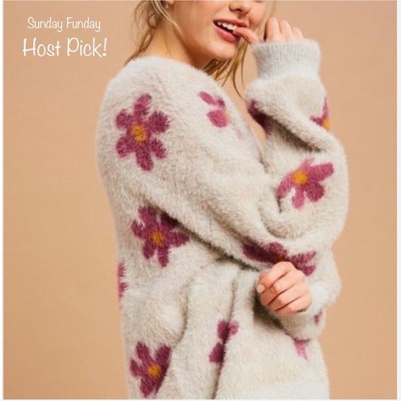 HP! New Soft fuzzy fur cozy floral  sweater - Picture 6 of 6